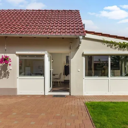 Gaestehaus Fuer 3 - Sauna - Terrasse - Wlan - Kueche * Хаслох