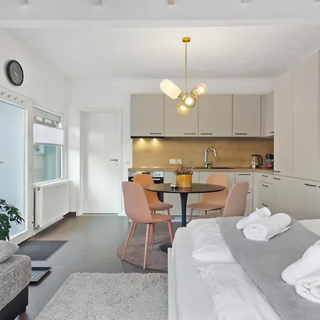 Gaestehaus Fuer 3 - Sauna - Terrasse - Wlan - Kueche Apartment Hassloch (Rhineland-Palatinate)