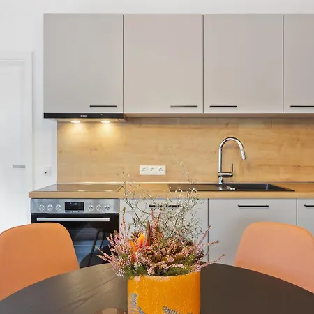 Gaestehaus Fuer 3 - Sauna - Terrasse - Wlan - Kueche * Хаслох